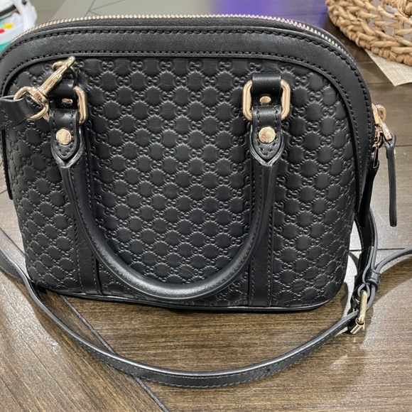 Gucci - Picture 3 of 6